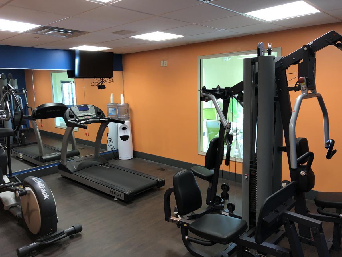 Countryview Inn & Suites Robinson المظهر الخارجي الصورة