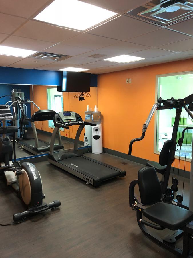 Countryview Inn & Suites Robinson المظهر الخارجي الصورة